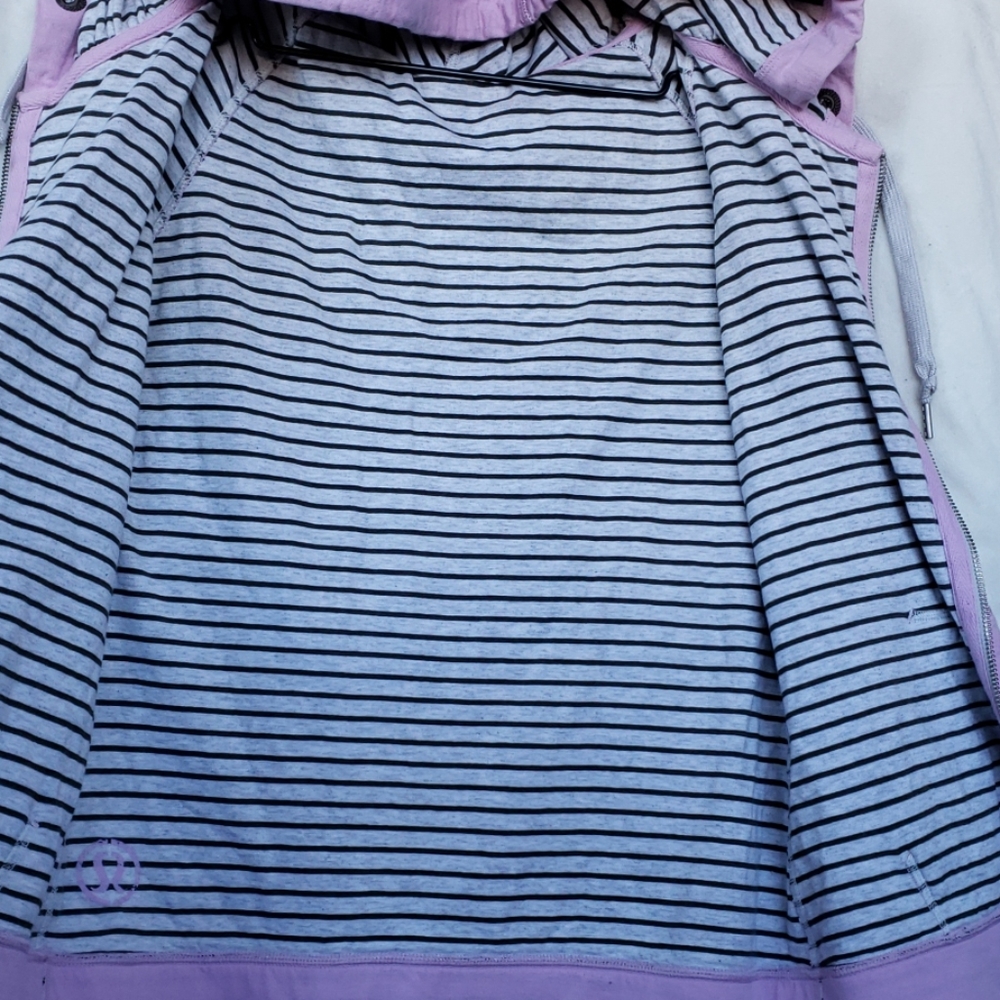Lululemon Jacket - Picture 4 of 8